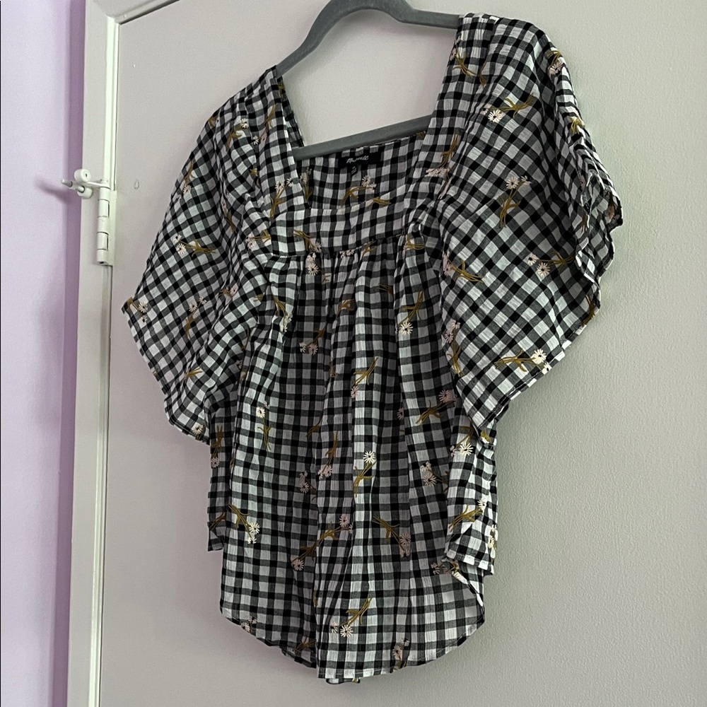Madewell Black & White Gingham Flutter-Sleeve Top with Gold Floral
